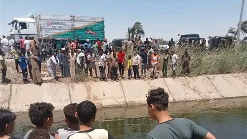 مصرع 7 أطفال في سقوط