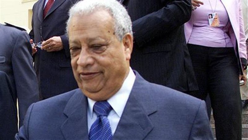 رئيس الوزراء الأسبق