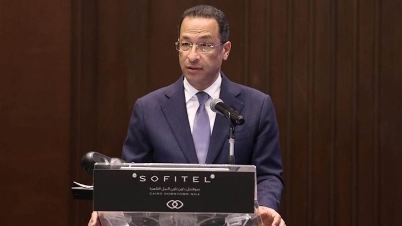 وزير الاتصالات