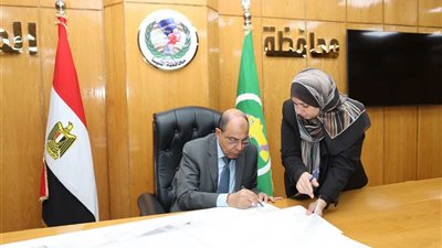 محافظ المنيا يعتمد المخطط التفصيلي للمدينة لتيسير إجراءات البناء ودعم التنمية العمرانية
