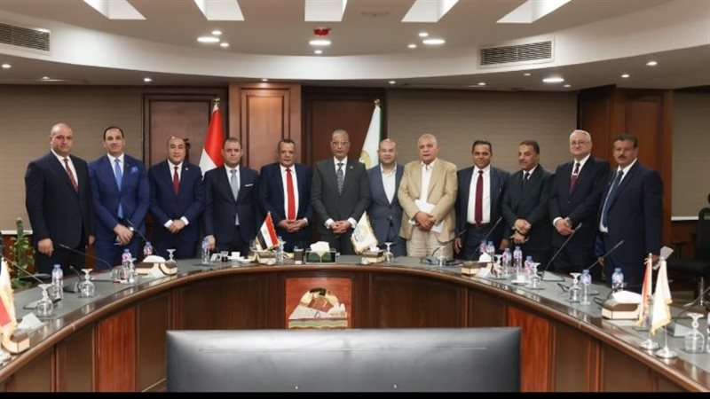 خلال اللقاء 