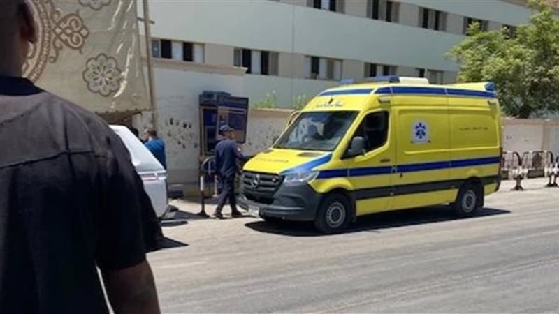 إصابة طالبتين بوعكة