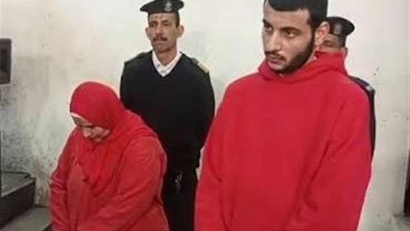المتهمين 