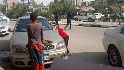 رسوم انتظار أم إتاوات؟.. النواب يطالبون بإنهاء فوضى الشوارع