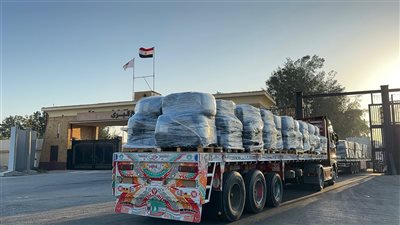 انطلاق قافلة زاد العزة 228 محملة بالمساعدات الإنسانية إلى غزة