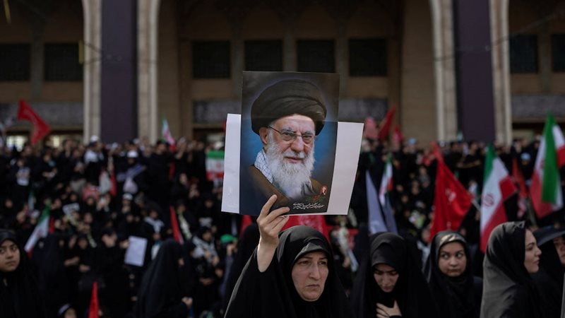 تشييع جثمان علي خامنئي