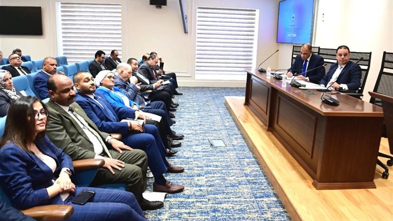 اجتماع لجنة الصناعة