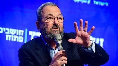 باراك: نتنياهو قد يجر إسرائيل لحرب مع إيران هربًا من خسارته بالانتخابات 