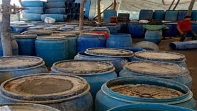 ضبط 12 طن أغذية غير صالحة للاستهلاك الآدمي وغلق 51 منشأة بالبحيرة
