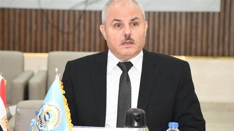 الدكتور ناصر مندور