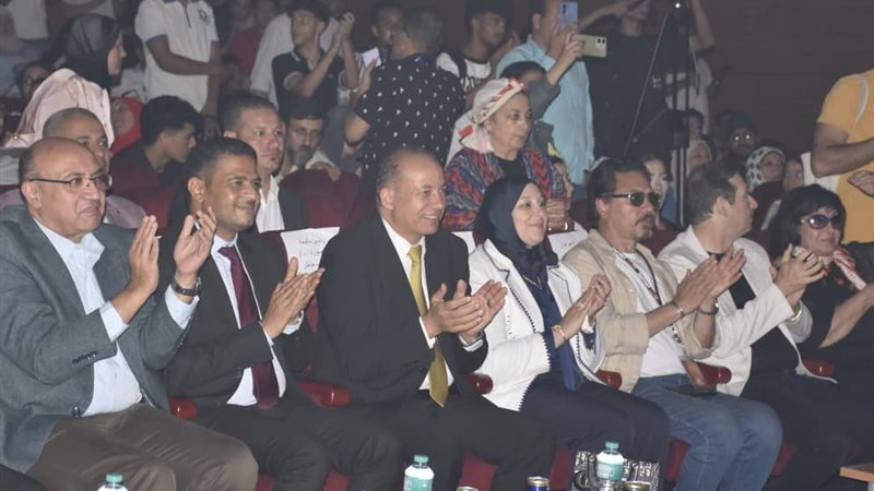 رئيس جامعة المنصورة