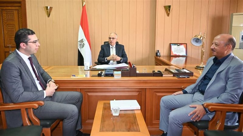 وزير الري