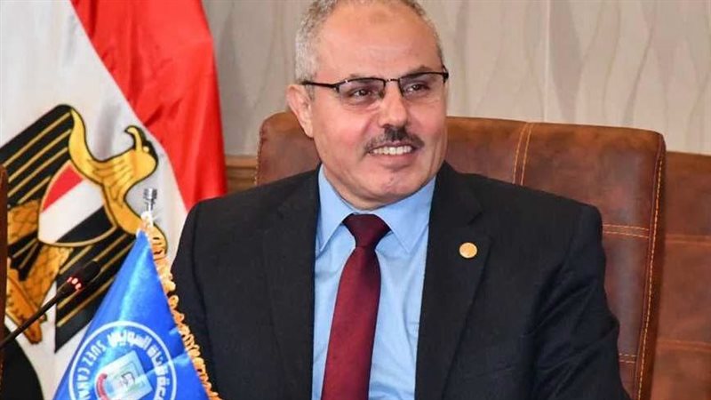 الدكتور ناصر مندور