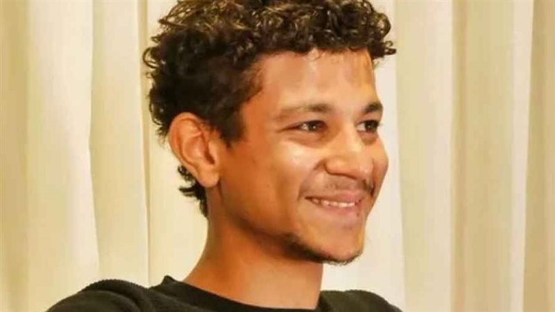 الفنان أحمد داش 