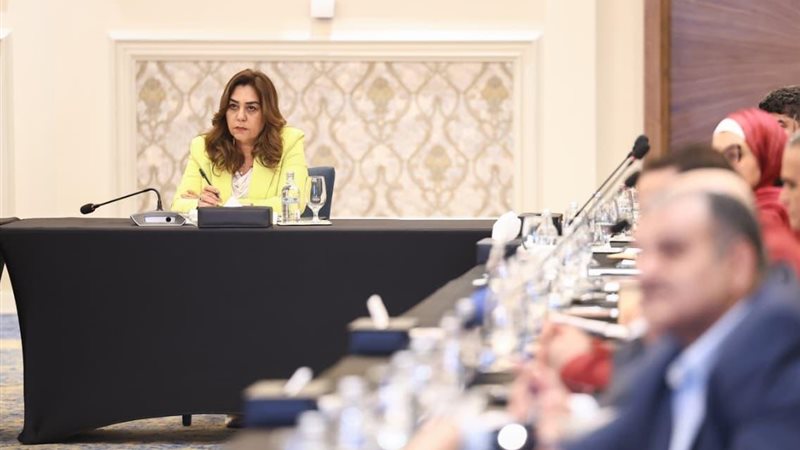الدكتورة منال عوض