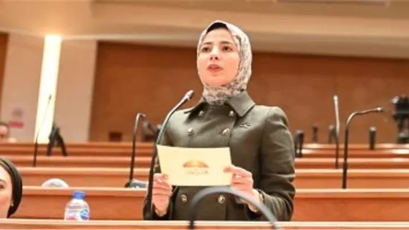 النائبة منى قشطة