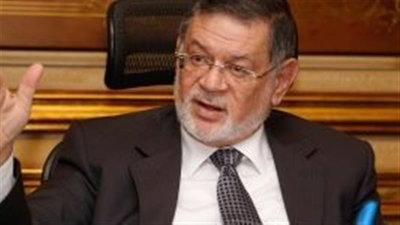 الكاتب والمفكر ثروت