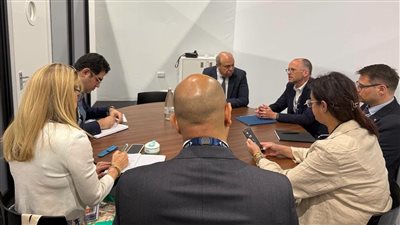 وزير الطيران المدني: الوزارة تنفذ استراتيجية متكاملة لتطوير المطارات المصرية