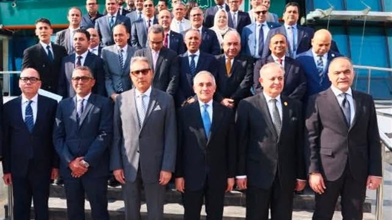 اللقاء 