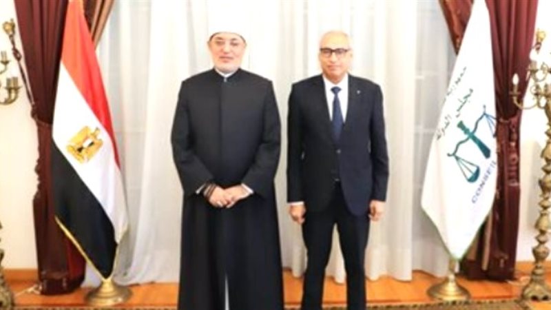 اللقاء 