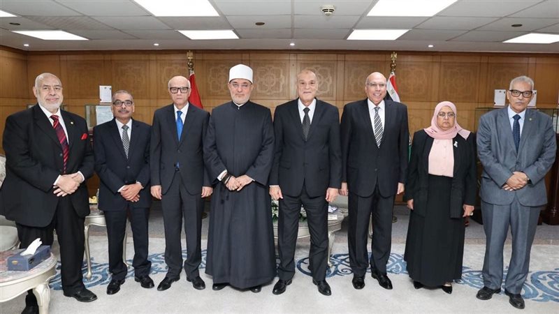 اللقاء 