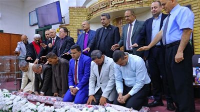 رسامة شيوخ وانضمام أعضاء جدد.. احتفال كنسي برئاسة أندريه زكي في المنيا