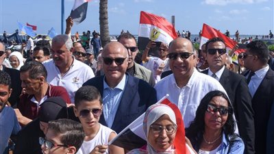 انطلاق احتفالات العيد القومي للإسكندرية.. عروض عسكرية ومهارية مبهرة بحضور المحافظ