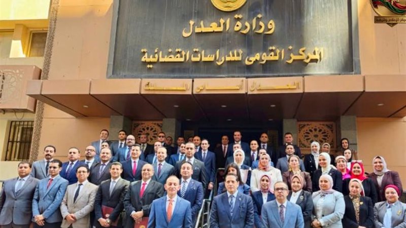 الحضور 
