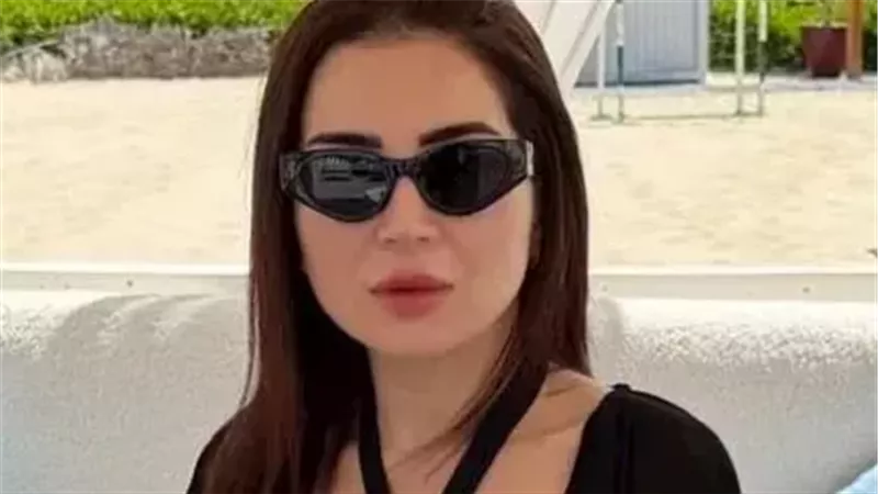 مي عز الدين 