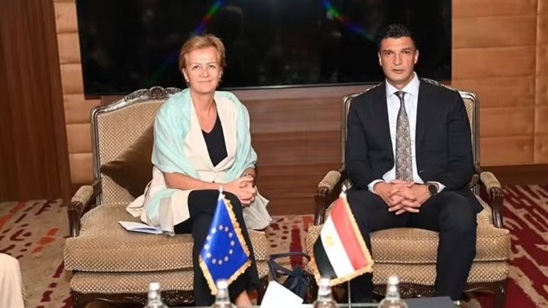 وزير الصناعة