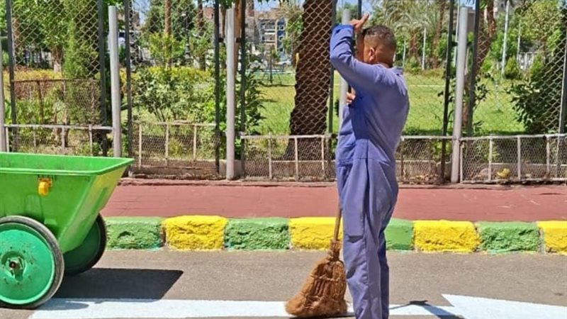 وقف عمل عمال النظافة