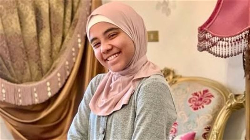 الطالبة مروة محمود