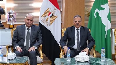 جولة جديدة لوزير العمل بالشرقية.. لقاءات ميدانية لدعم الاستثمار وخلق فرص عمل للشباب