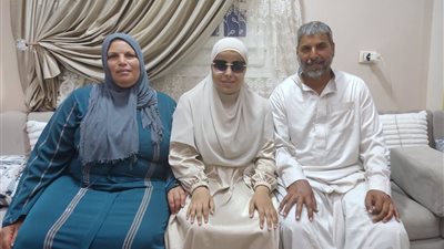 تفوق استثنائي لابنة الشرقية.. زينات صلاح ثاني الجمهورية في الثانوية الأزهرية للمكفوفين