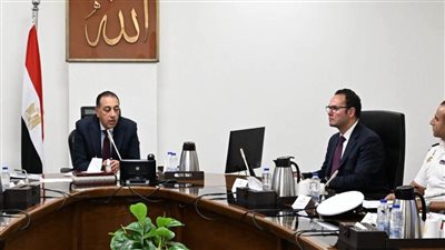 رئيس الوزراء يتابع منظومة التعامل مع ظاهرة الكلاب الضالة