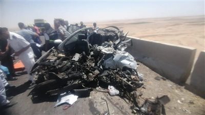 بينهم طبيبة وابناها.. مصرع وإصابة 5 أشخاص في حادث تصادم مروع بالمنيا