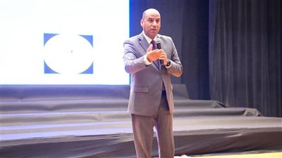 وزير العمل يوجه 3 رسائل للطلاب في حفل تخرج الدفعة الخامسة بمدرسة السويدي