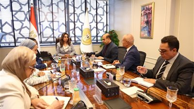 وزيرة التنمية المحلية والبيئة تتابع مشروع العاشر للمخلفات وتطالب بإزالة العقبات فورًا