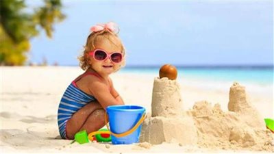 قبل نزول البحر.. تعرف على أهم قواعد حماية الأطفال من الشمس