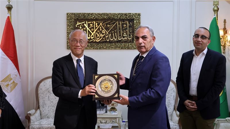 جانب من اللقاء بين الجانبين