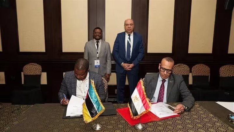 وزير الطيران المدني