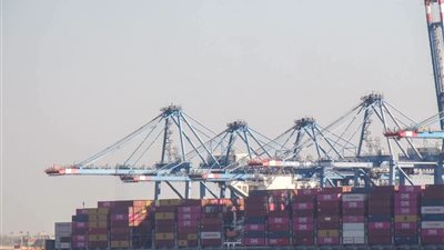 مؤشرات قوية لحركة التداول بميناء دمياط.. مجلس الوزراء يكشف تفاصيل الأداء خلال الفترة الأخيرة