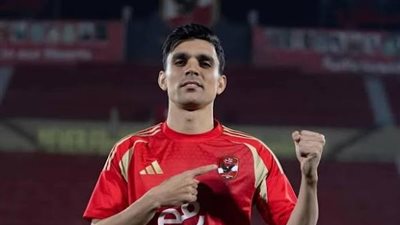 بن شرقي يدلي بأقواله أمام النيابة في واقعة زميله أشرف داري لاعب الأهلي