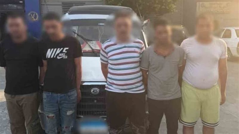 المتهمين