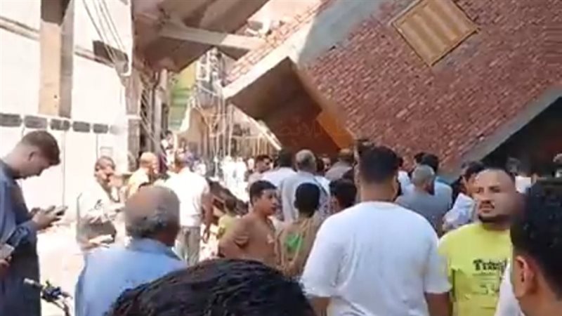 انهيار عقار 