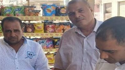 ضبط 3000 عبوة عصير مجهولة المصدر ومخالفات بالمخابز والمحال في البحيرة