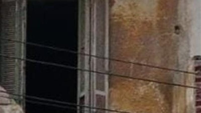 سقوط عقار 