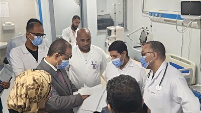 وكيل وزارة الصحة في أول زيارة لمستشفى قنا العام: راحة المريض أولًا