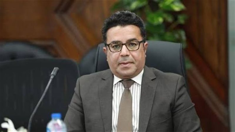الدكتور باسل عادل،
