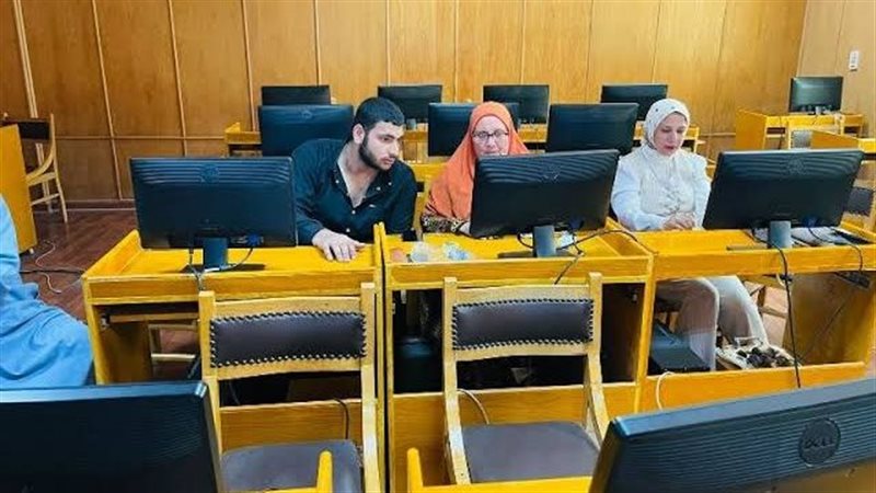 تنسيق القبول بالجامعات